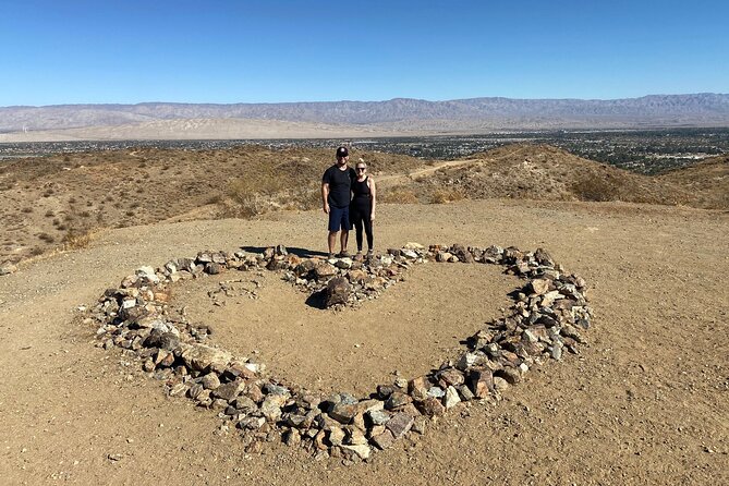 Palm Springs Hike to an Oasis and Amazing Desert Views - Memorable Experiences With Carlos as a Guide