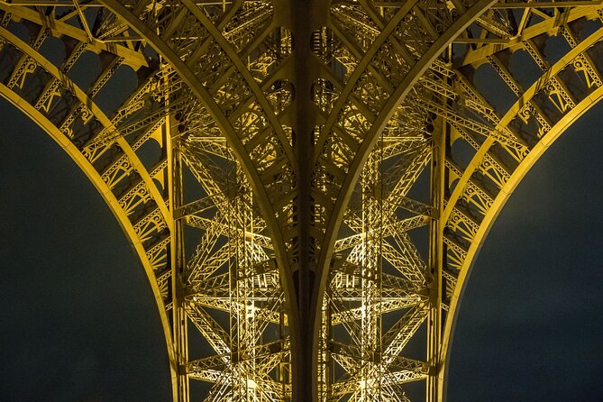 Paris Late Dinner at Eiffel Towers Madame Brasserie Restaurant - Last Words