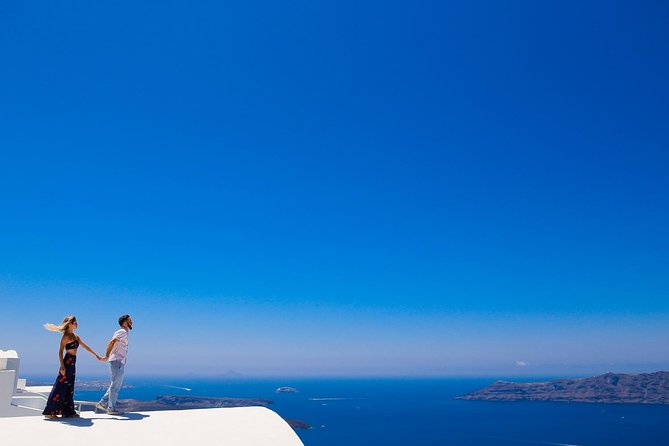 Personal Travel and Vacation Photographer Tour in Santorini - Common questions