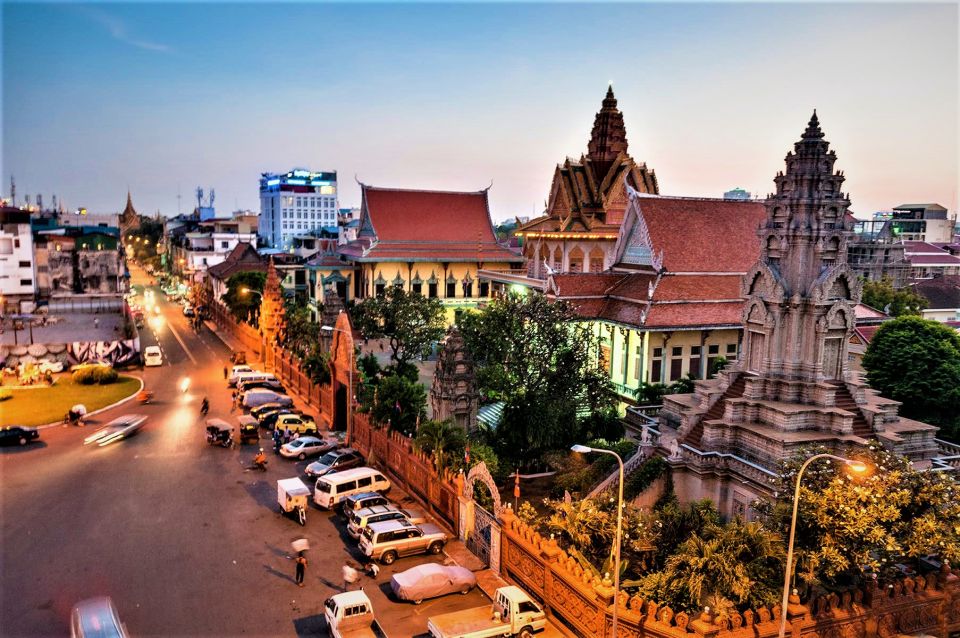 Phnom Penh City Tour & Koh Dach Silk Island Private Day Tour - Explore Phnom Penh City