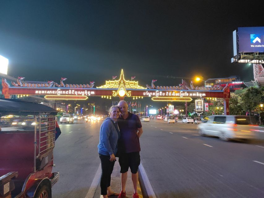 Phnom Penh Evening Cruising by Traditional Tuk-Tuk - Booking Information