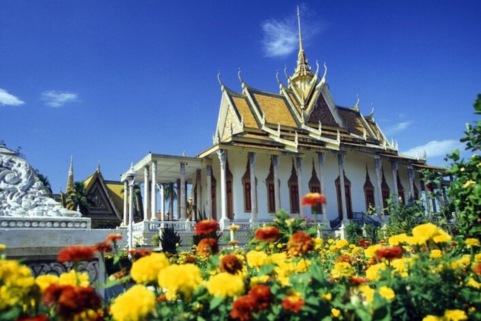Phnom Penh: Private Custom Tour With a Local Guide - Booking and Payment Information