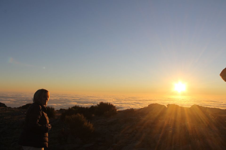 Pico Do Arieiro: Private 4x4 Sunrise Trip With Hot Drinks - Last Words