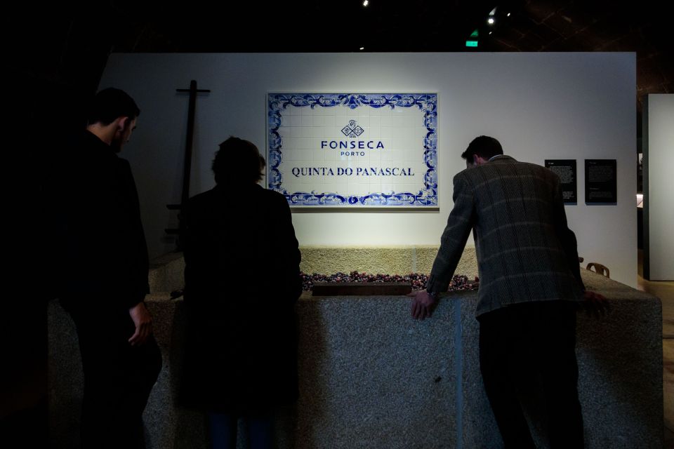 Porto: Cellar Tour, Dinner & Fado Show at Fonseca - Common questions