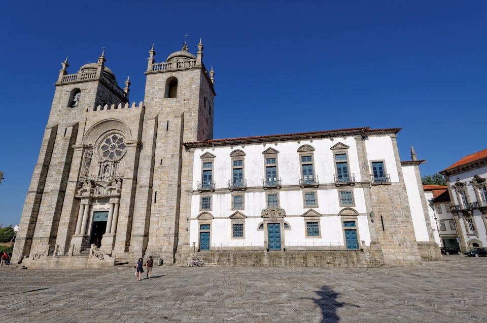 Porto City Tour With Lunch, River Cruise & Port Tasting - Cancellation Policy