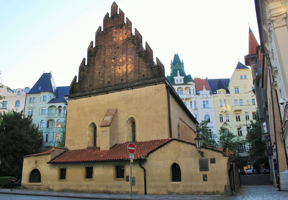 Prague: Old, New, and Jewish Towns Guided Walking Tour - Customer Reviews and Recommendations