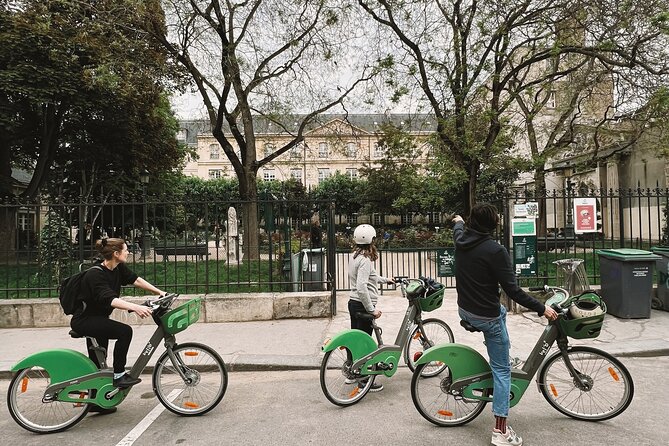 Private Bike Tour : Paris With a Local - Common questions