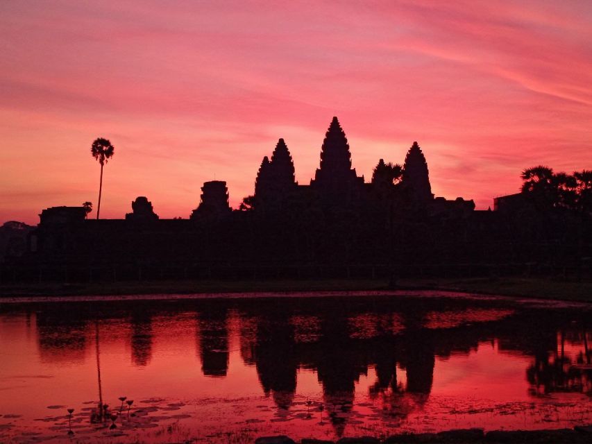 Private One Day Tour With Sunrise at Angkor Wat - Monument Explanations