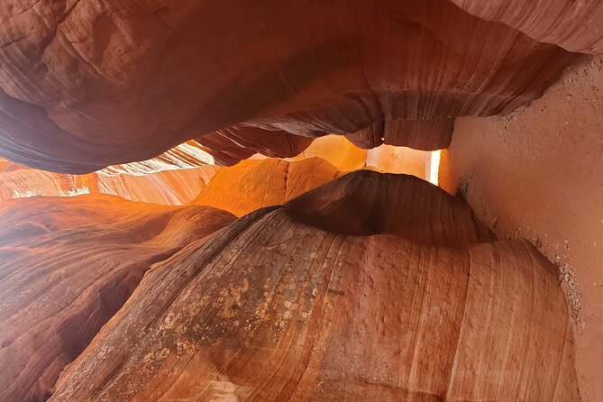 Private Peek-A-Boo Slot Canyon Guided Tours - Safety and Health Considerations