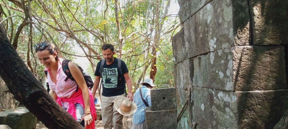 Private Preah Vihea and 2 Temples Guided Tour - Similar Tours in Siem Reap