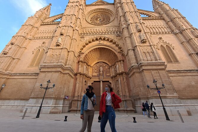 Private Walking Tour in Palma De Mallorca With Local Guides. - Common questions