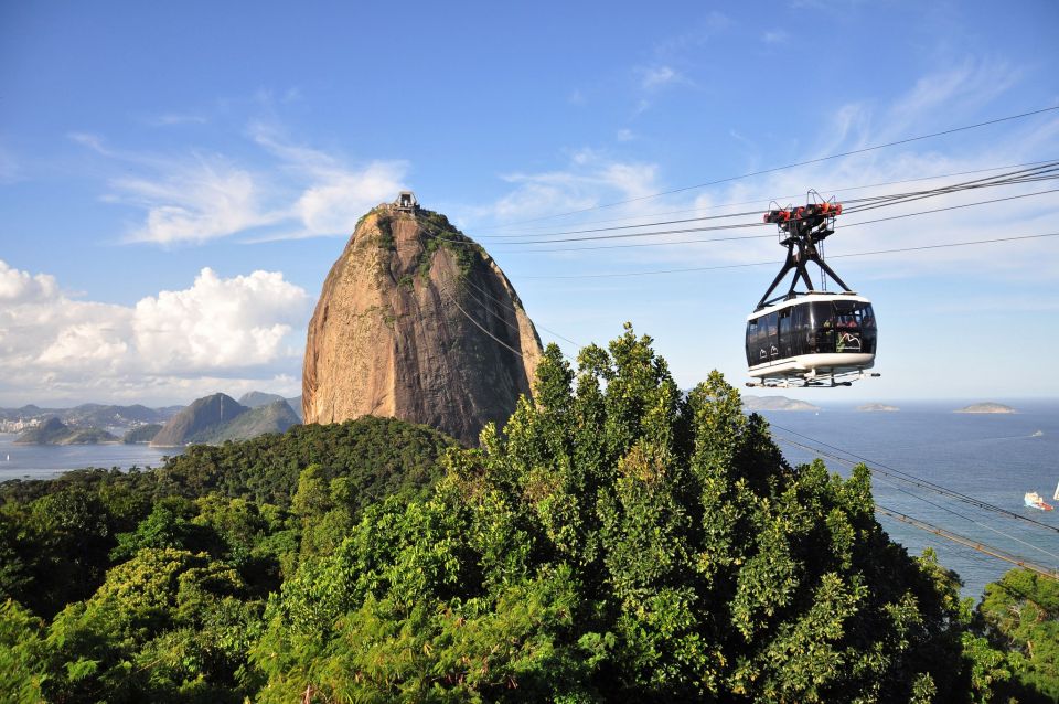 Rio Combo: Christ the Redeemer by Train and Sugarloaf - Cable Car Experience