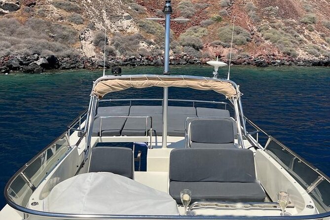 Roam the Caldera With a Private Motor Yacht - Common questions