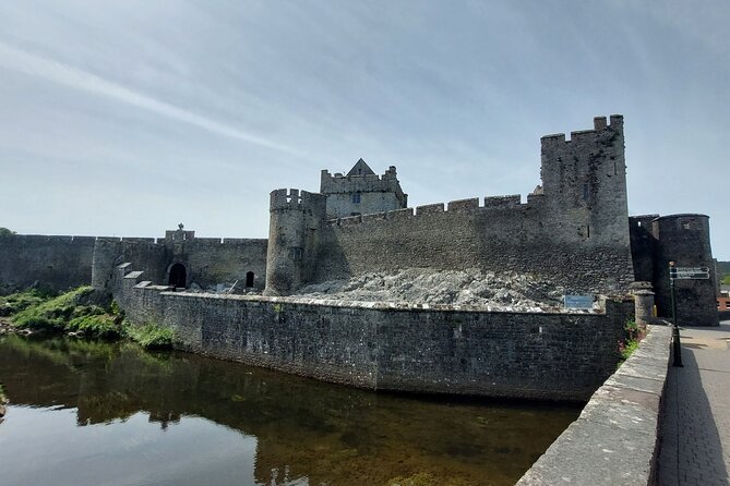 Rock of Cashel, Cahir & Blarney Castle Private Sightseeing Day Tour From Galway - Cahir Castle Visit