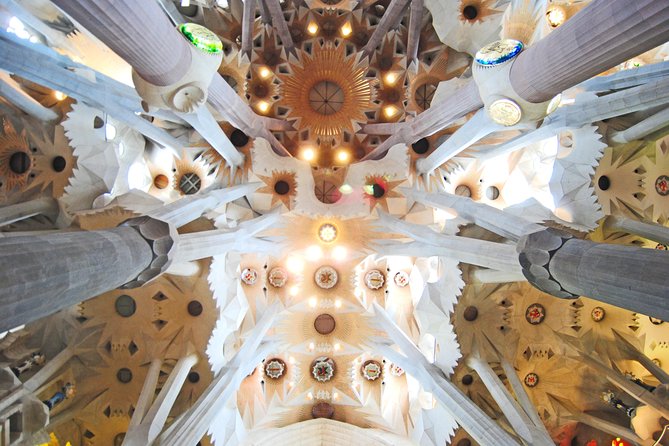 Sagrada Familia Private Guided Tour With Skip the Line Tickets - Directions and Additional Information