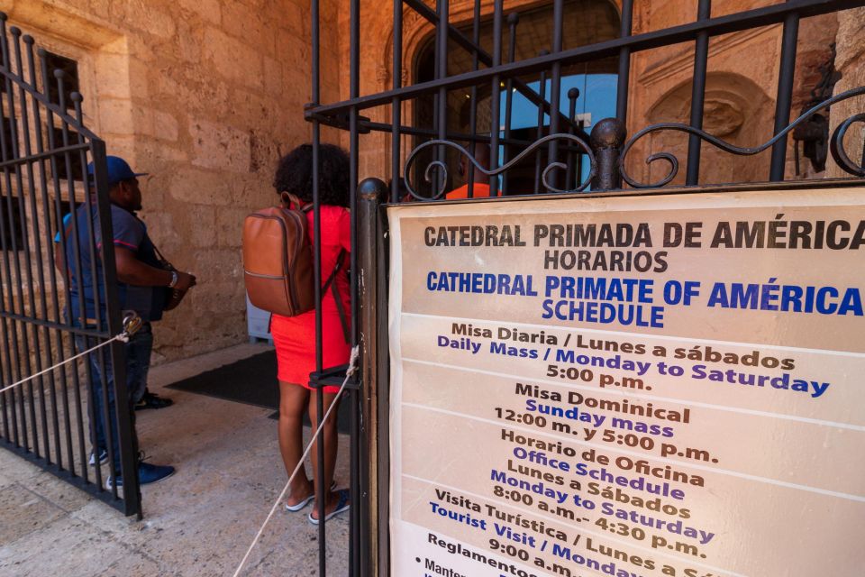 Santo Domingo City Tour: Colonial City, Los Tres Ojos, Lunch - Common questions