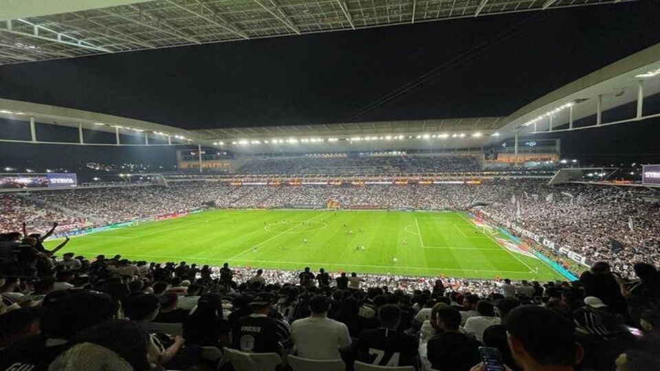 São Paulo: Football Game Ticket With Stadium Tour and Drink - Common questions