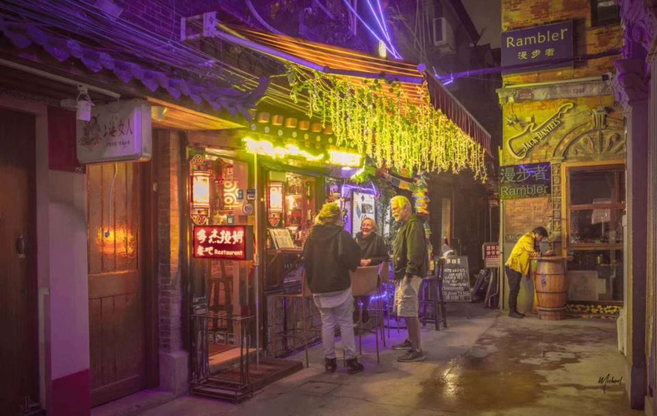 Shanghai: 4-Hour Nightlife Adventure & Tasting Bike Tour - Yu Gardens Night Market