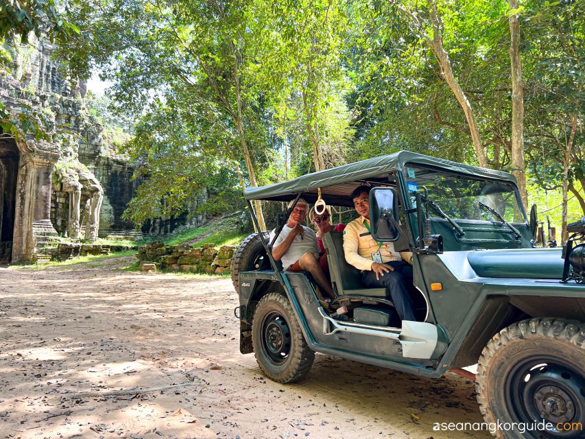 Siem Reap: Angkor Wat Sunrise and Market Tour by Jeep - Market Exploration Experience