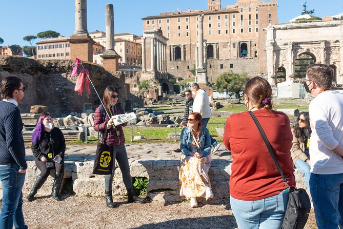 Skip The Line Colosseum, Roman Forum and Palatine Hill Guided Tour - Language Options and Features