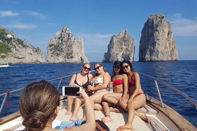 Small Group Boat Day Excursion to Capri Island From Amalfi - Customer Feedback Insights