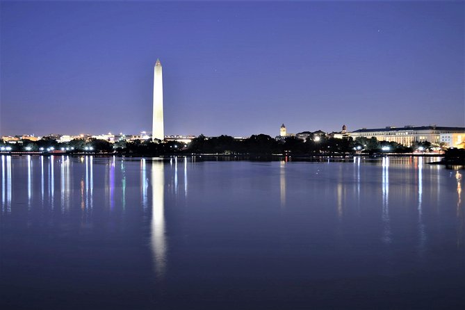 Small Group National Mall Night Tour With 10 Top Attractions - Tour Experience and Logistics