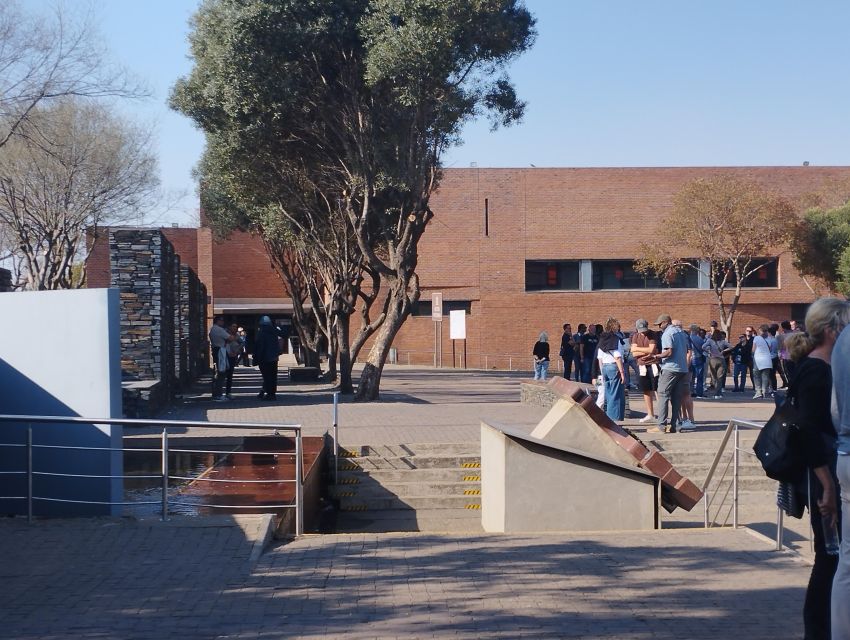 Soweto & Apartheid Museum With Local Lunch - Last Words