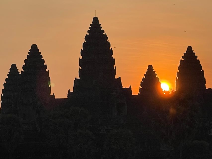 Sunrise Shared Tour in Angkor From Siem Reap - Common questions