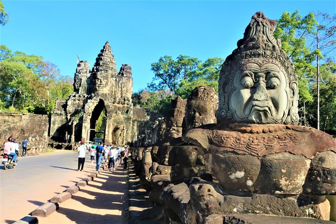 Sunrise Small-Group Tour of Angkor Wat From Siem Reap - Common questions