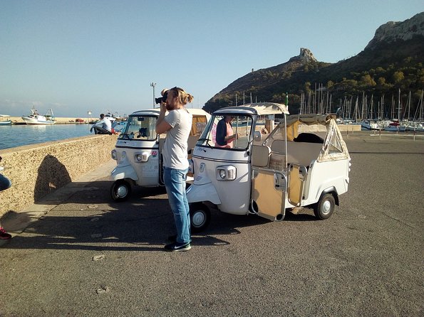 Tour in Ape Calessino (Tuk Tuk) 4 Districts Poetto Beach Pink Flamingos - Pricing and Booking