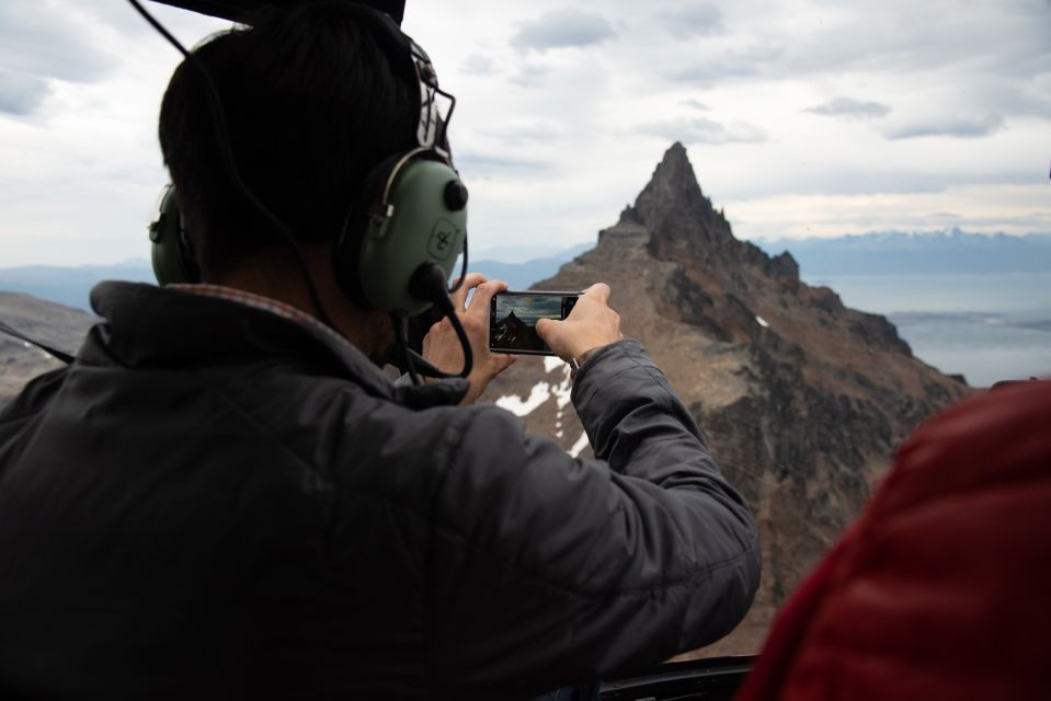 Ushuaia: Helicopter Scenic Flight - Common questions