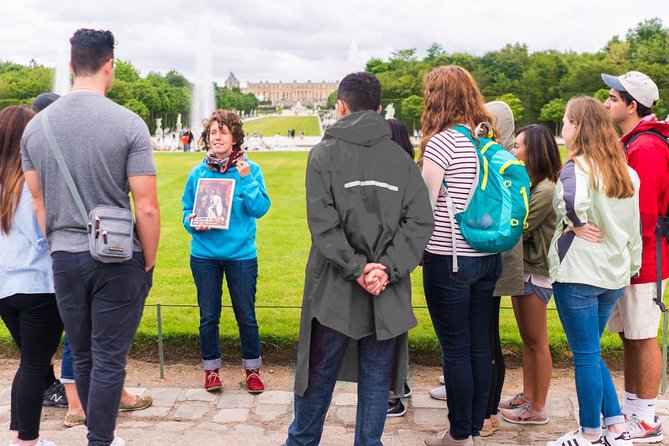 Versailles Domain Bike Tour With Palace and Trianon Estate Access - Common questions