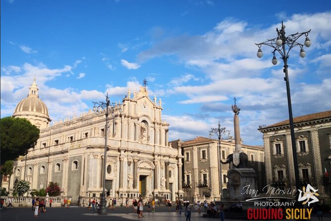 Walkingtour CATANIA - Discovering the City of Lava With a Licensed Guide - Booking and Tour Options