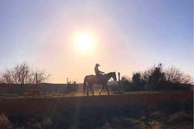 Wild West Sunset Horseback Ride With Dinner From Las Vegas - Common questions