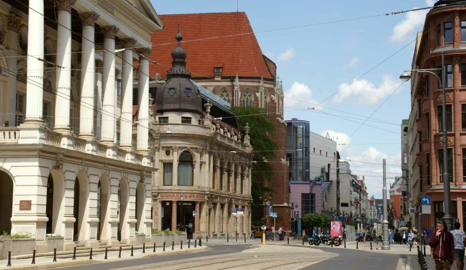 Wroclaw: Tour by Large Historic Tram - Booking Process