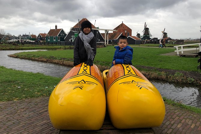 Zaanse Schans & Giethoorn (Holland Combi Tour) - Common questions