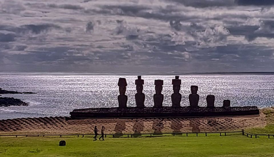 2 Half-day & 1 Full-day Tour Majestic Easter Island - Last Words