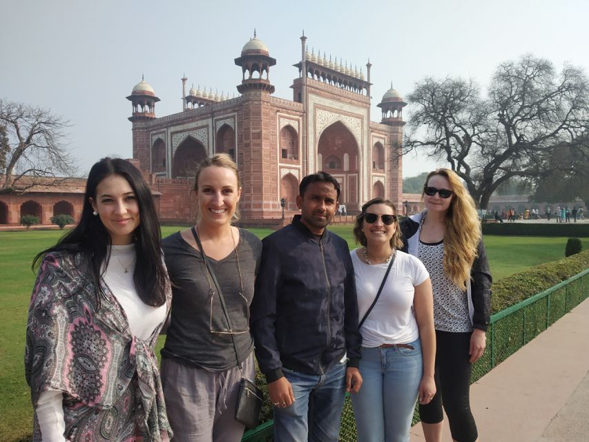 Agra: City Tour With Taj Mahal, Mausoleum, & Agra Fort Visit - Location and Product Information