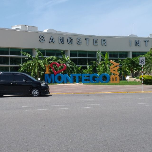 Airport Transfer to Negril Hotels - Local Insights