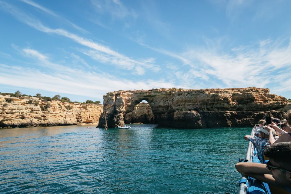 Albufeira: 2.5-Hour Benagil Caves & Dolphin Watching - Positive Customer Feedback