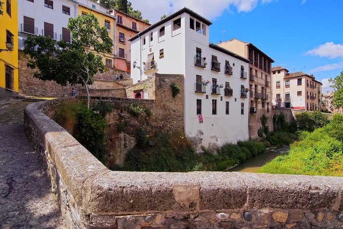 Alhambra & Generalife, Albaicín & Sacromonte Skip-the-Line Private Tour - Pricing and Guarantee