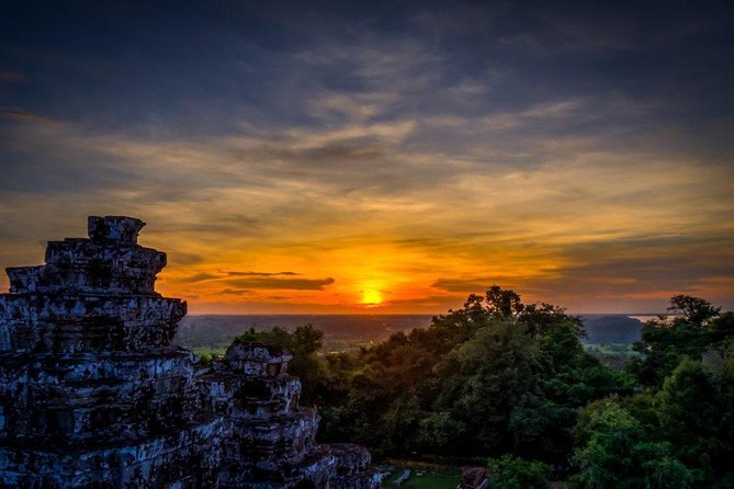 Angkor Wat Sunset Tour - Pricing and Group Size