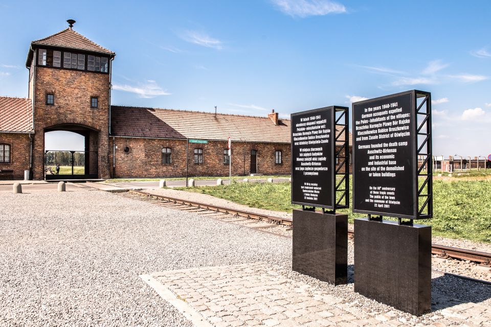 Auschwitz Ticket and Full-Day Tour From Krakow - Last Words