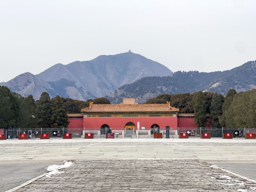 Beijing:Mini Group Great WallMing Tomb Round Trip Transfers - Full Itinerary Schedule