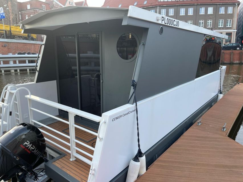 Brand New - Tiny Party Boat - Houseboat by Motława in Gdańsk - Last Words