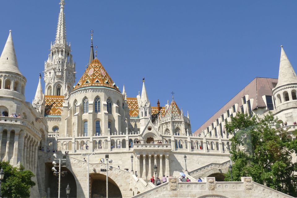 Budapest: First Discovery Walk and Reading Walking Tour - Common questions