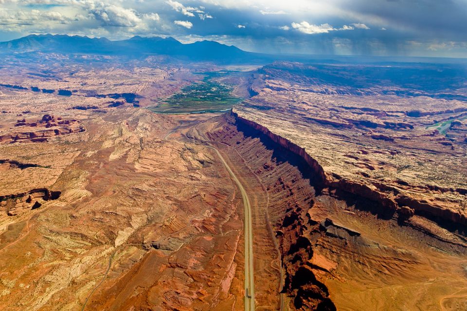 Canyonlands and Arches National Park: Scenic Airplane Flight - Booking and Recommendations