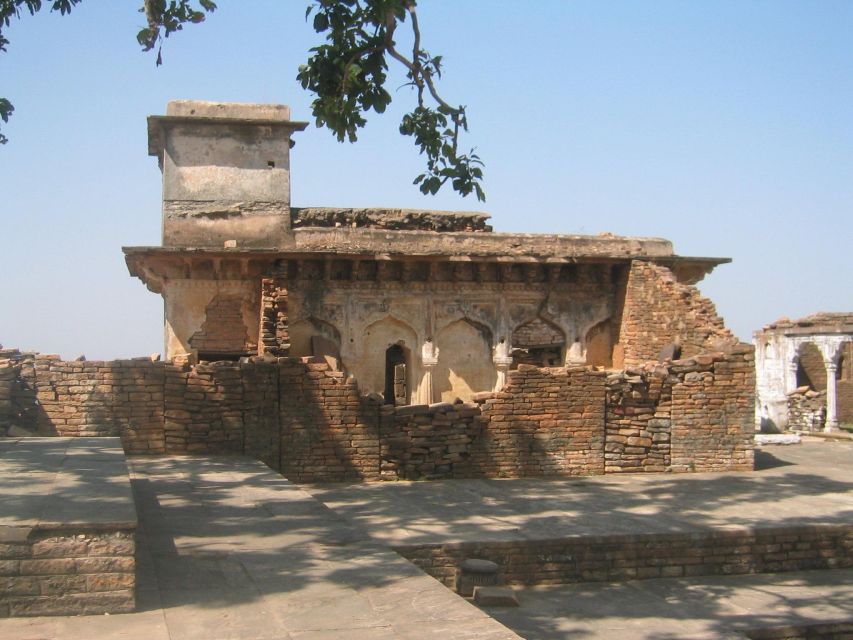 Day Trip to Mastani Mahal &Ajaigarh Fort Tour From Khajuraho - Logistics