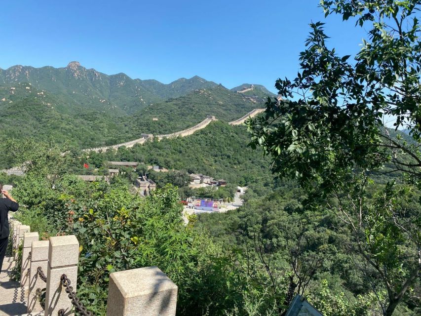 From Beijing: Return Bus Transfer to Badaling Great Wall - Visitor Reviews