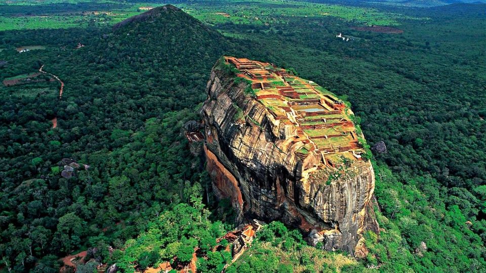 From Colombo: All Inclusive Sigiriya and Dambulla Tour - Common questions